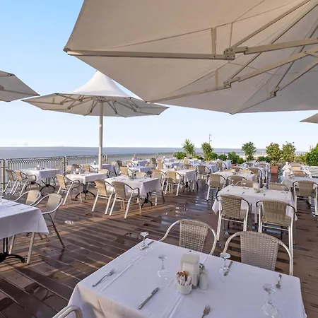 Falcon Hotel 4*