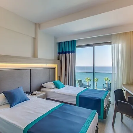 Hotel Falcon 4*
