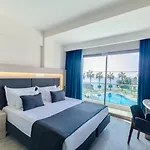 Ξενοδοχείο Falcon 4*