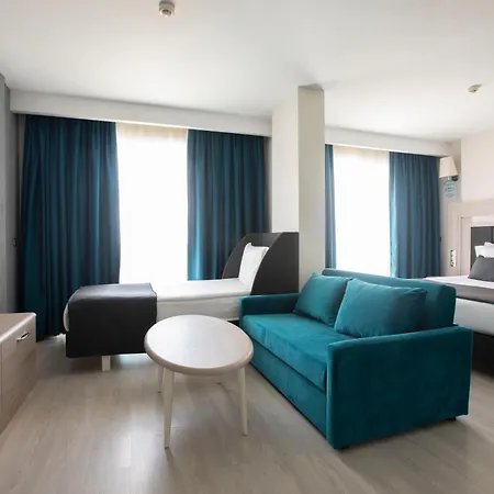 Hotel Falcon 4*