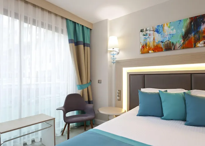 Falcon 4* 안탈리아